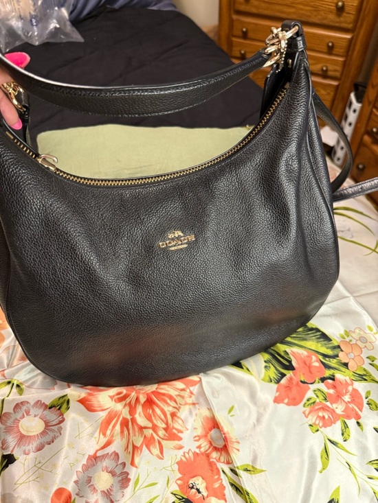 Coach Handbags - Coach Black Leather Shoulder Bag with Gold Hardware